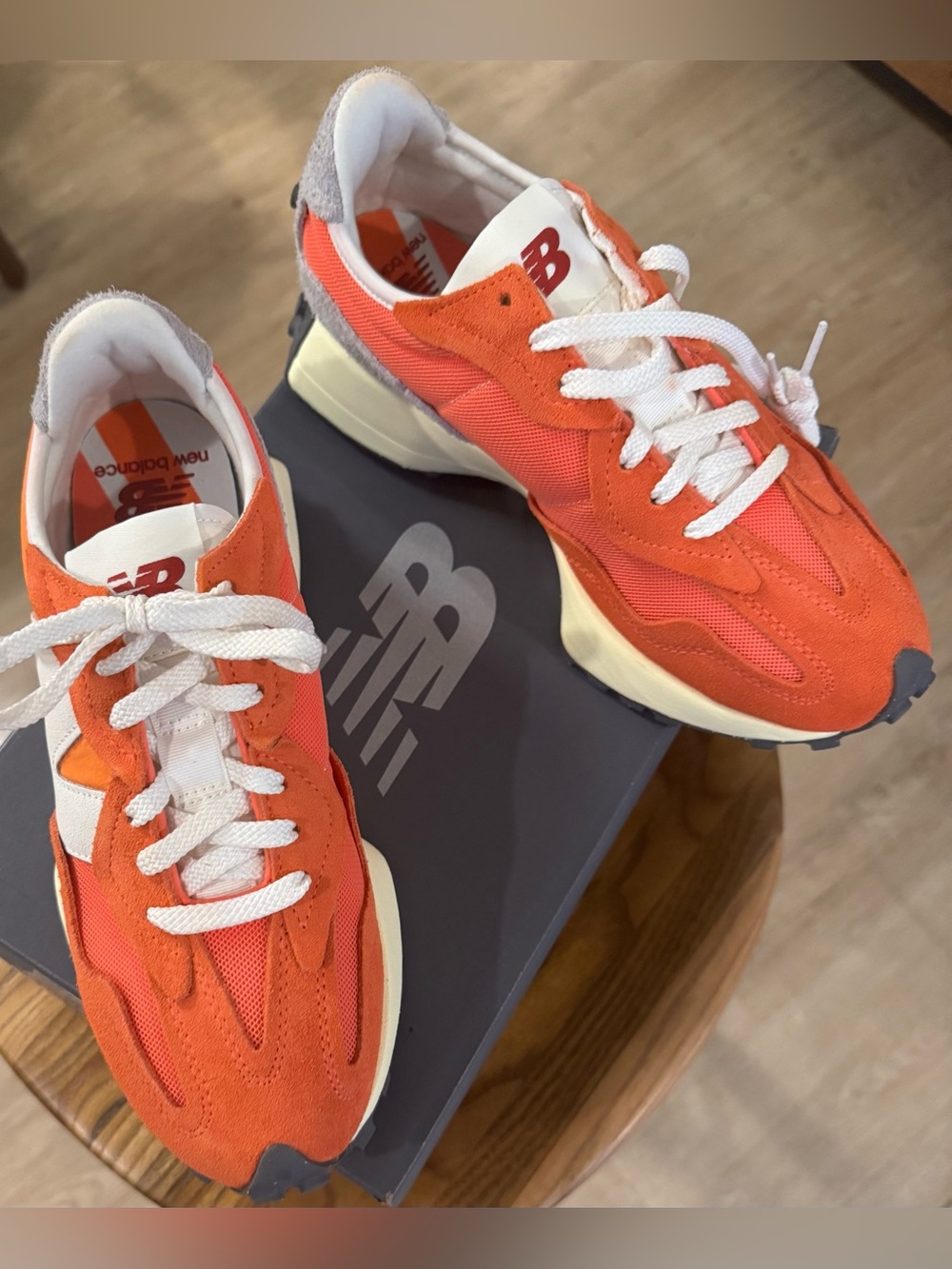 New Balance 327 Sneakers - Picture 11 of 13
